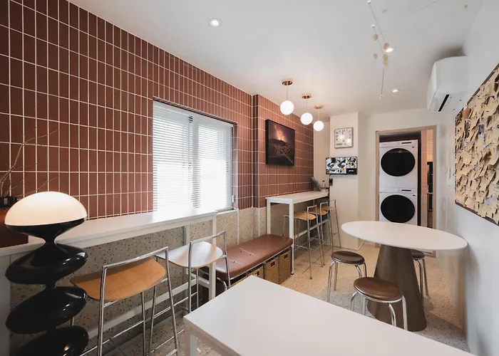 Slowon Hongdae Hotel *