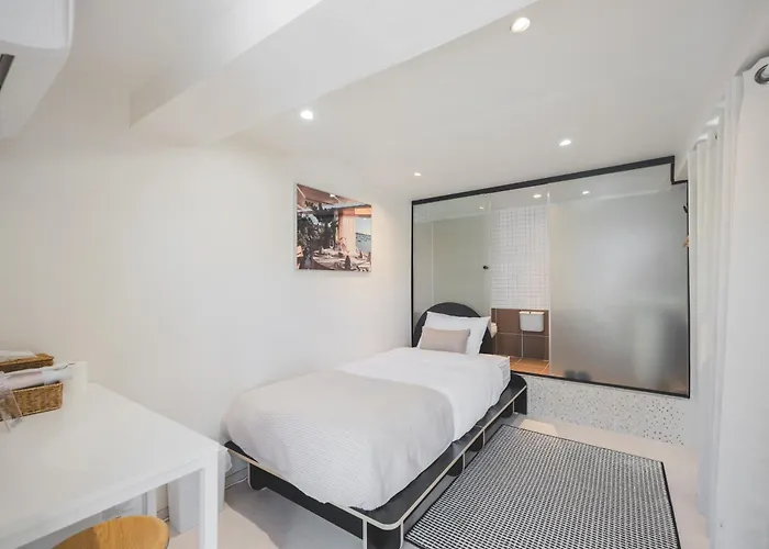Slowon Hongdae Hotel