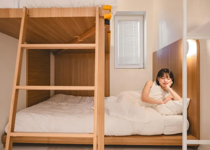 Slowon Hongdae Hotel *